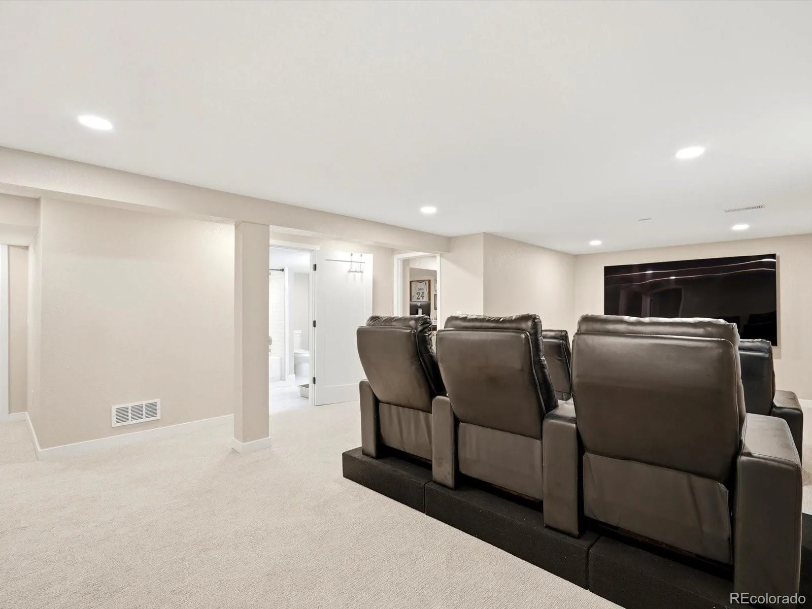 13782 Omega Circle Lone Tree CO 80124 | MLS #REC7055501 08132026204103 1600 26