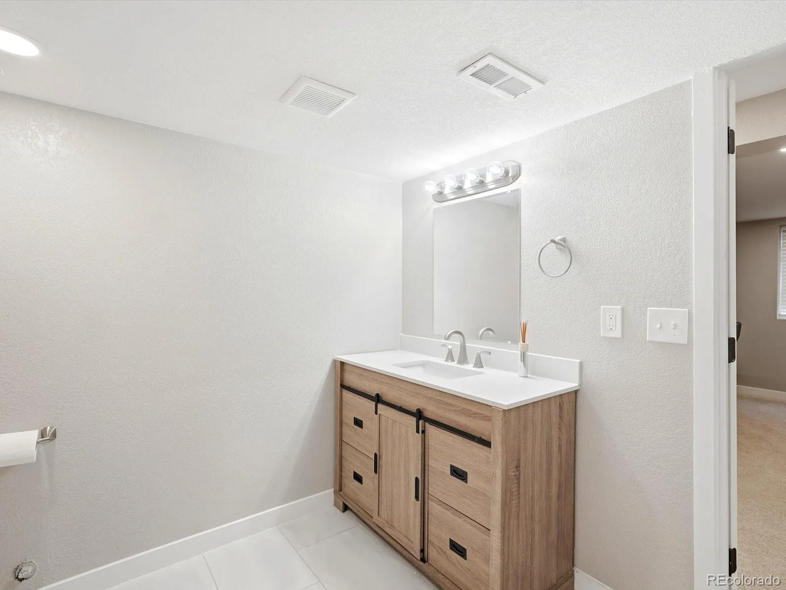 13782 Omega Circle Lone Tree CO 80124 | MLS #REC7055501 08132026204103 1600 31