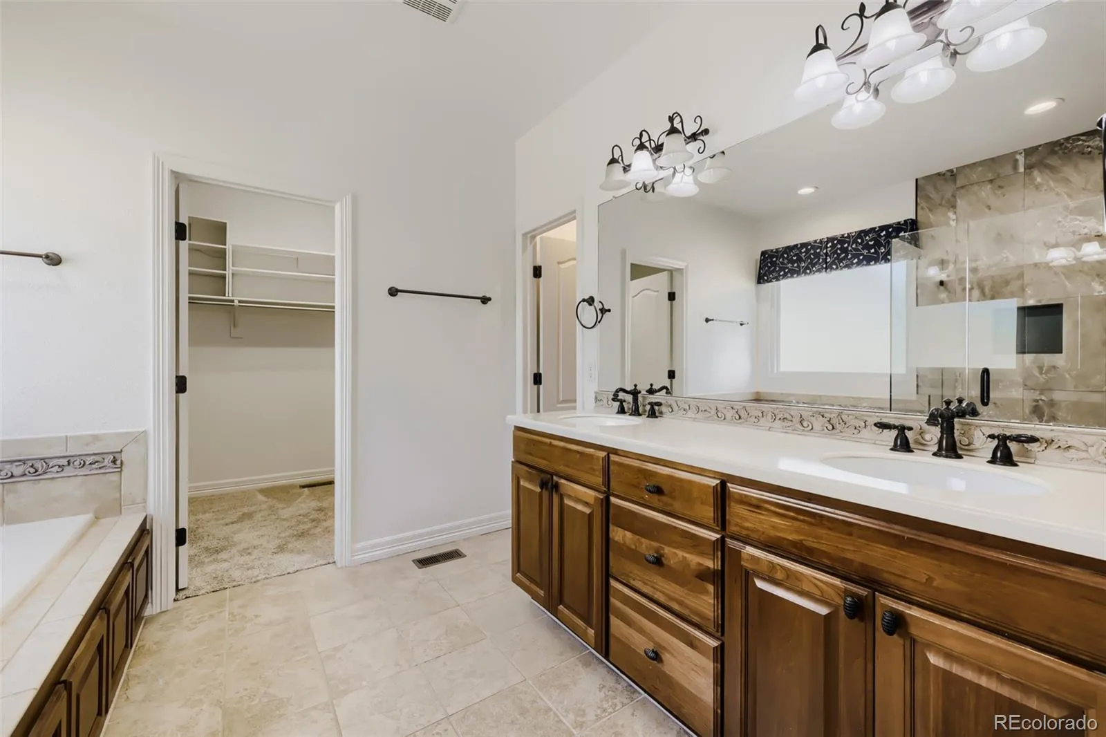10398 Nottingham Drive Parker CO 80134 MLS #REC7059038 07312026061514 1600 14