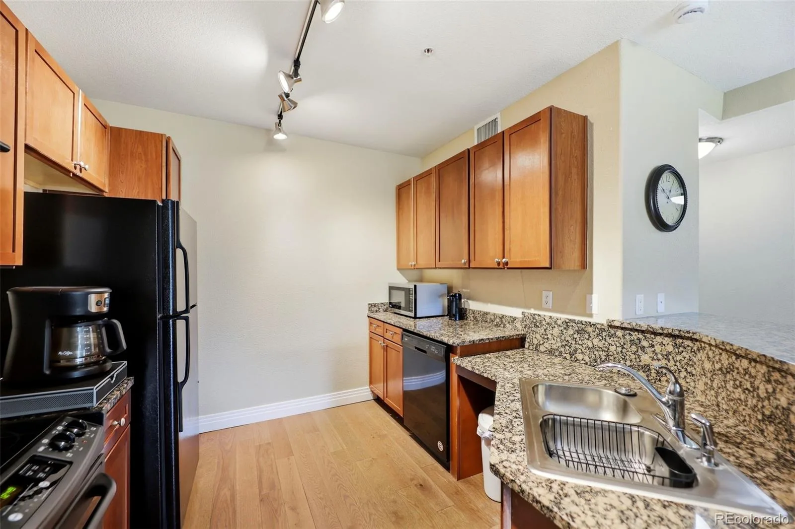 9059 E Panorama Circle #B111 Englewood CO 80112 | MLS #REC7061035 08272026193728 1600 5