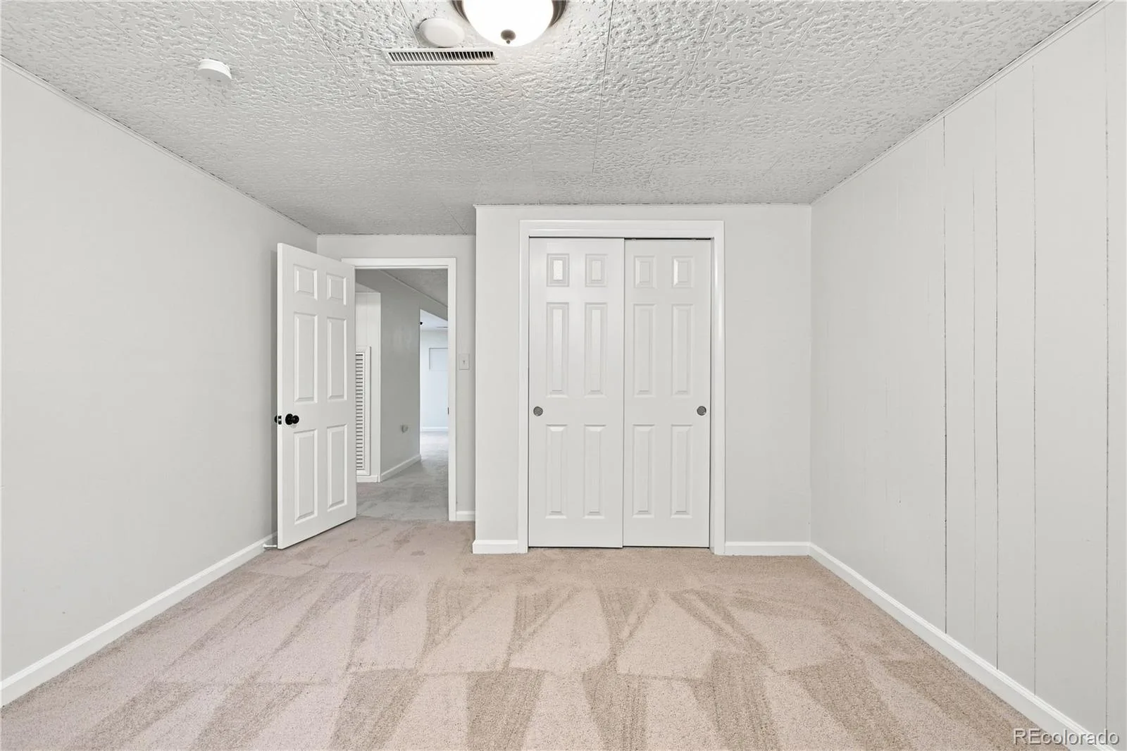 1760 W 55th Avenue Denver CO 80221 | MLS #REC7061852 08222026051541 1600 29