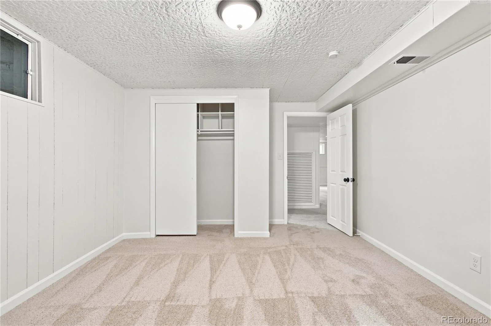 1760 W 55th Avenue Denver CO 80221 | MLS #REC7061852 08222026051541 1600 32