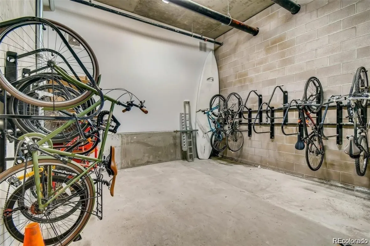 2374 S University Boulevard #307 Denver CO 80210 MLS #REC7062341 05102026033653 1200 27