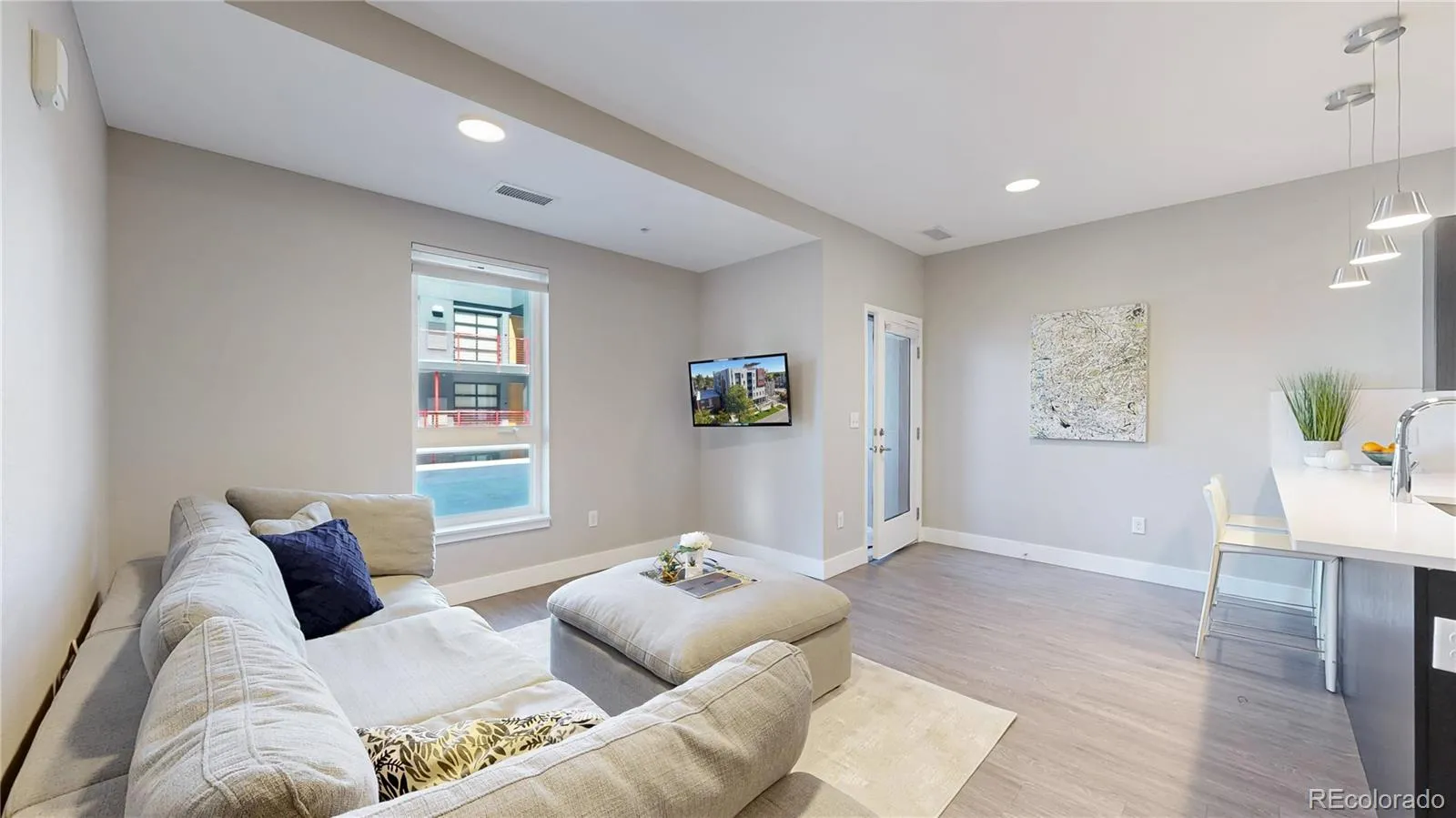 2374 S University Boulevard #307 Denver CO 80210 MLS #REC7062341 05102026033653 1600 8