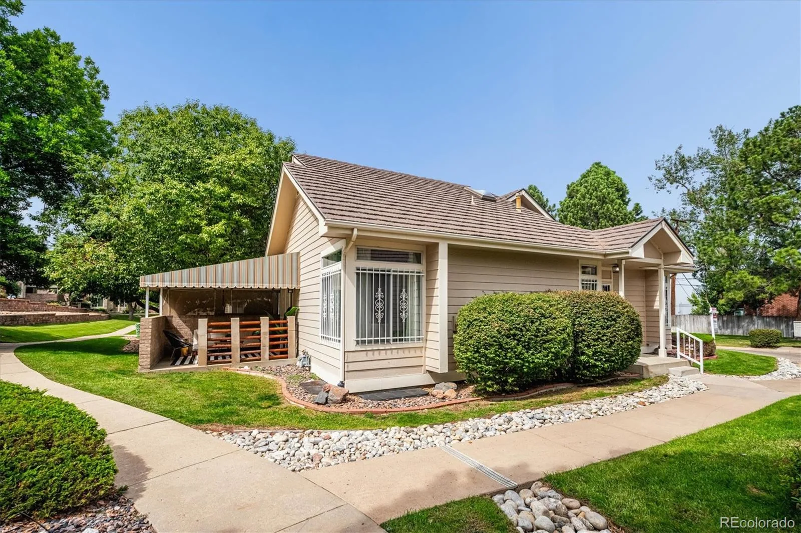 5407 W Iliff Drive Lakewood CO 80227 | MLS #REC7066586 09242026043825 1600 24