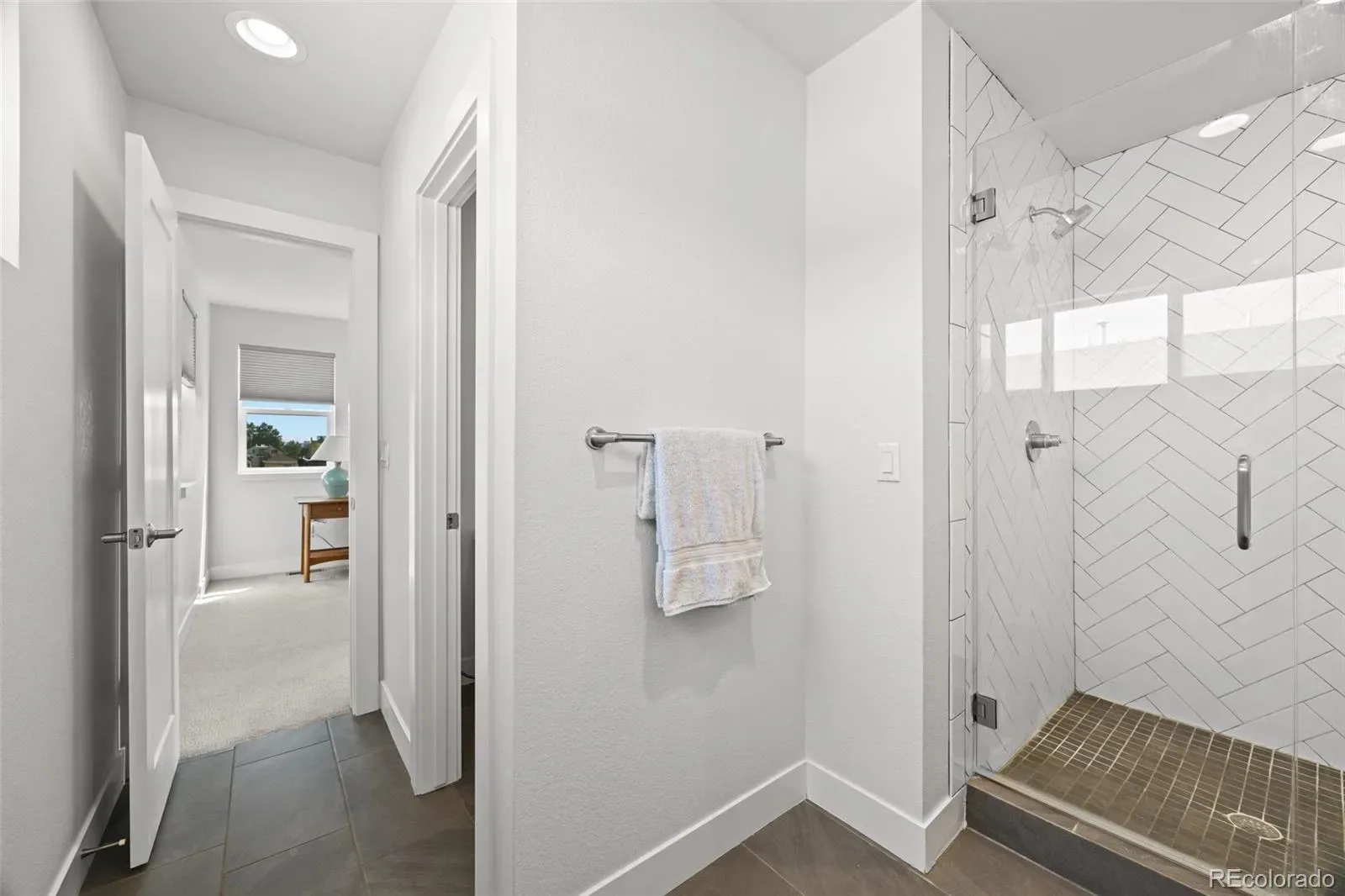 03112026220922 1600 24