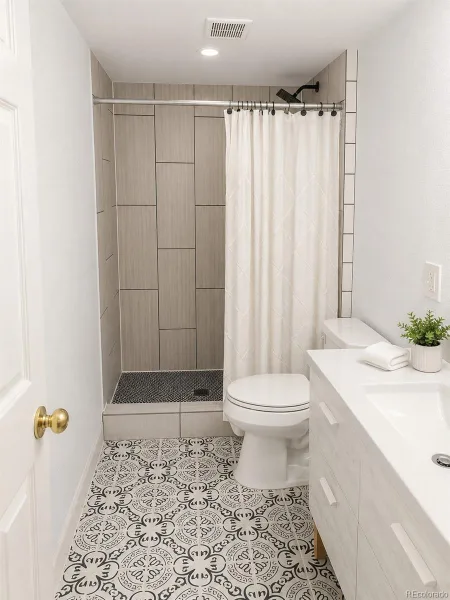 2443 S Carr Court Lakewood CO 80227 | MLS #REC7067387 08242026050600 800 14