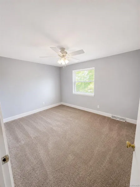 2443 S Carr Court Lakewood CO 80227 | MLS #REC7067387 08242026050600 800 17