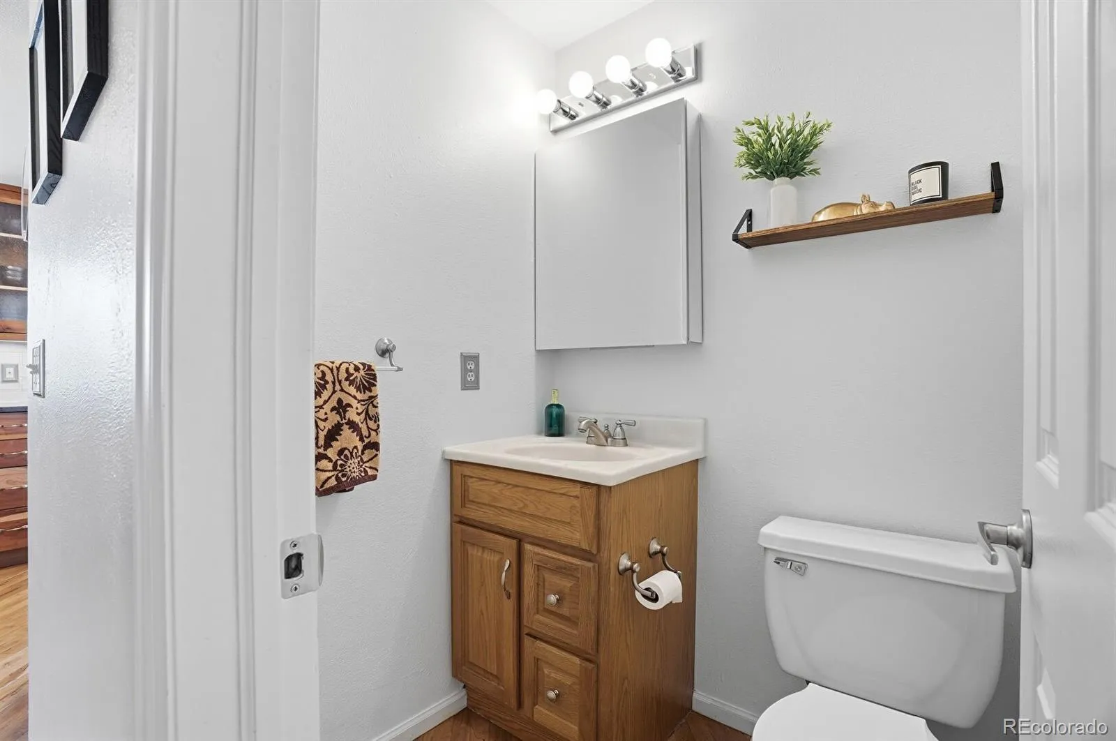 7144 Beech Court Arvada CO 80004 MLS #REC7068048 04232026235032 1600 18