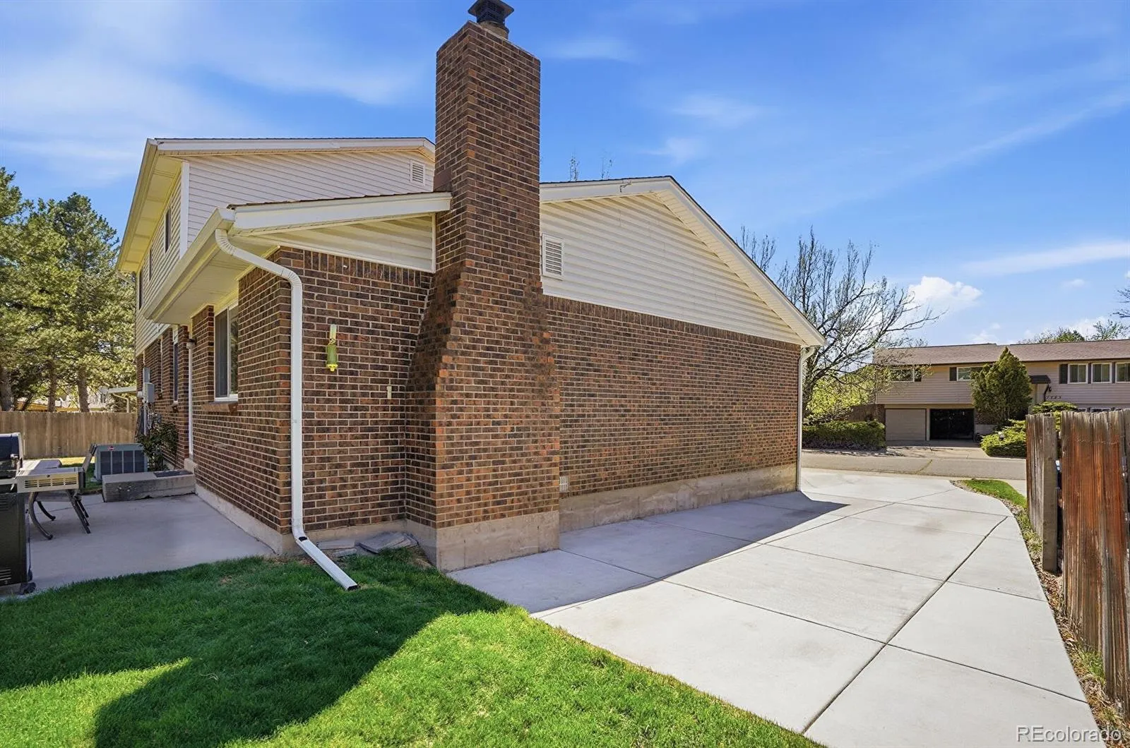 7144 Beech Court Arvada CO 80004 MLS #REC7068048 04232026235032 1600 38