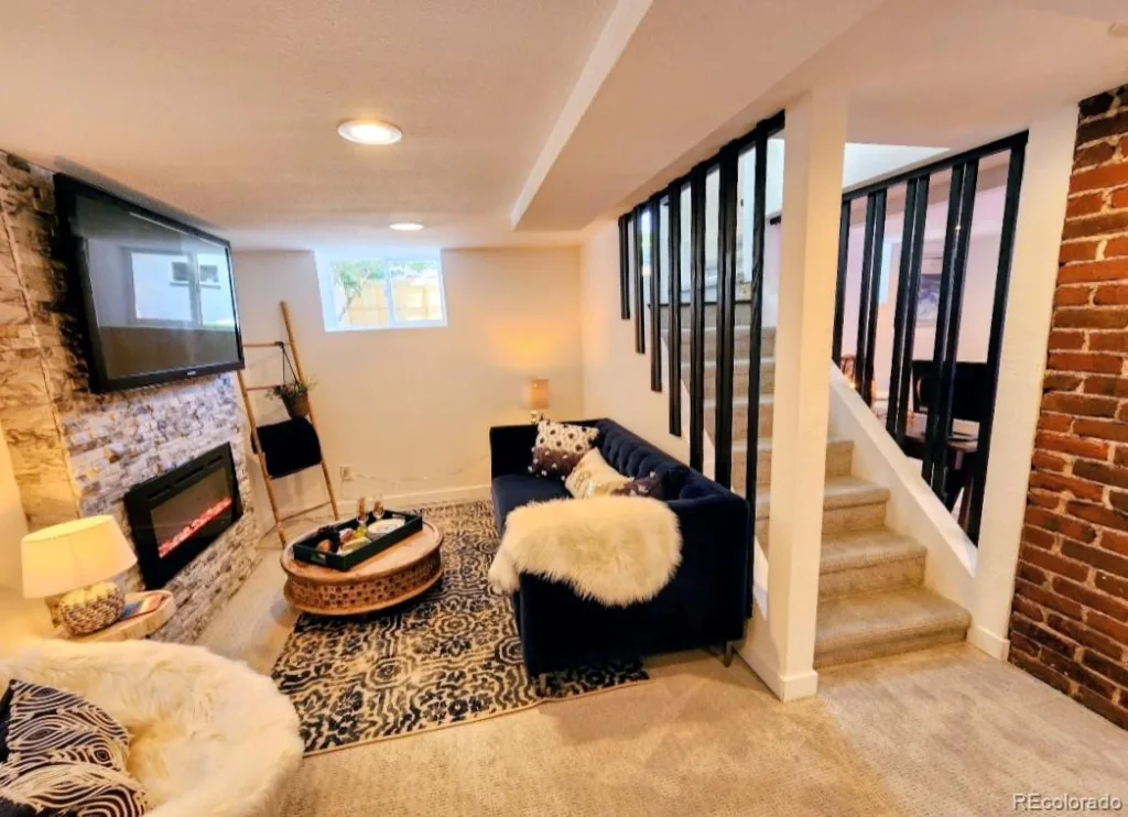 2872 Dahlia Street Denver CO 80207 | MLS #REC7068365 08232026221412 1024 18