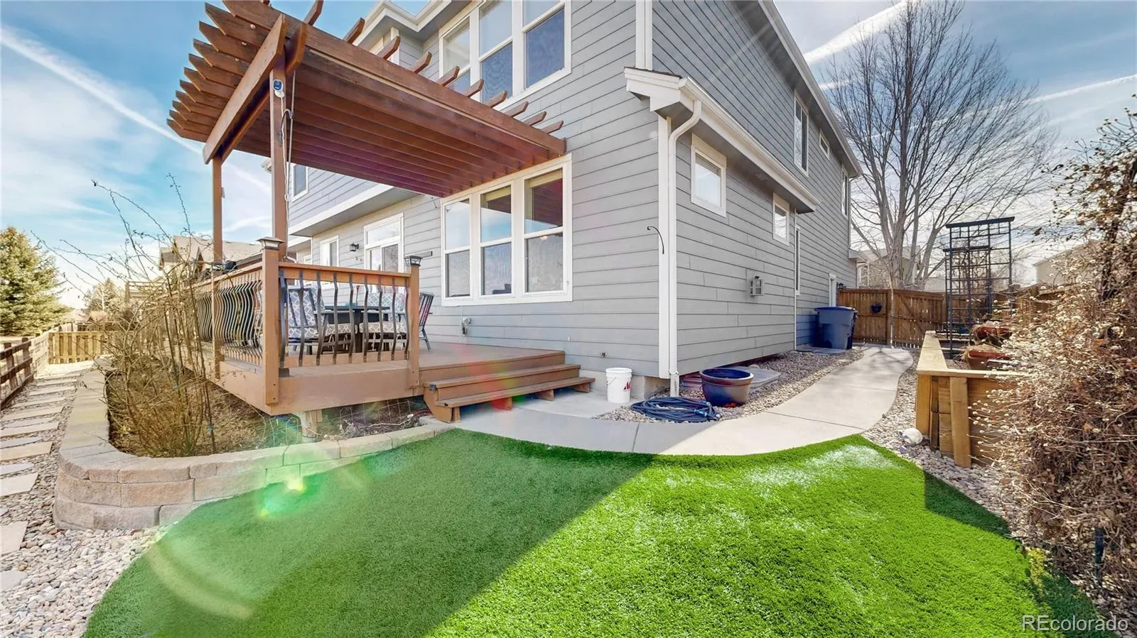 03232026210438 1600 32