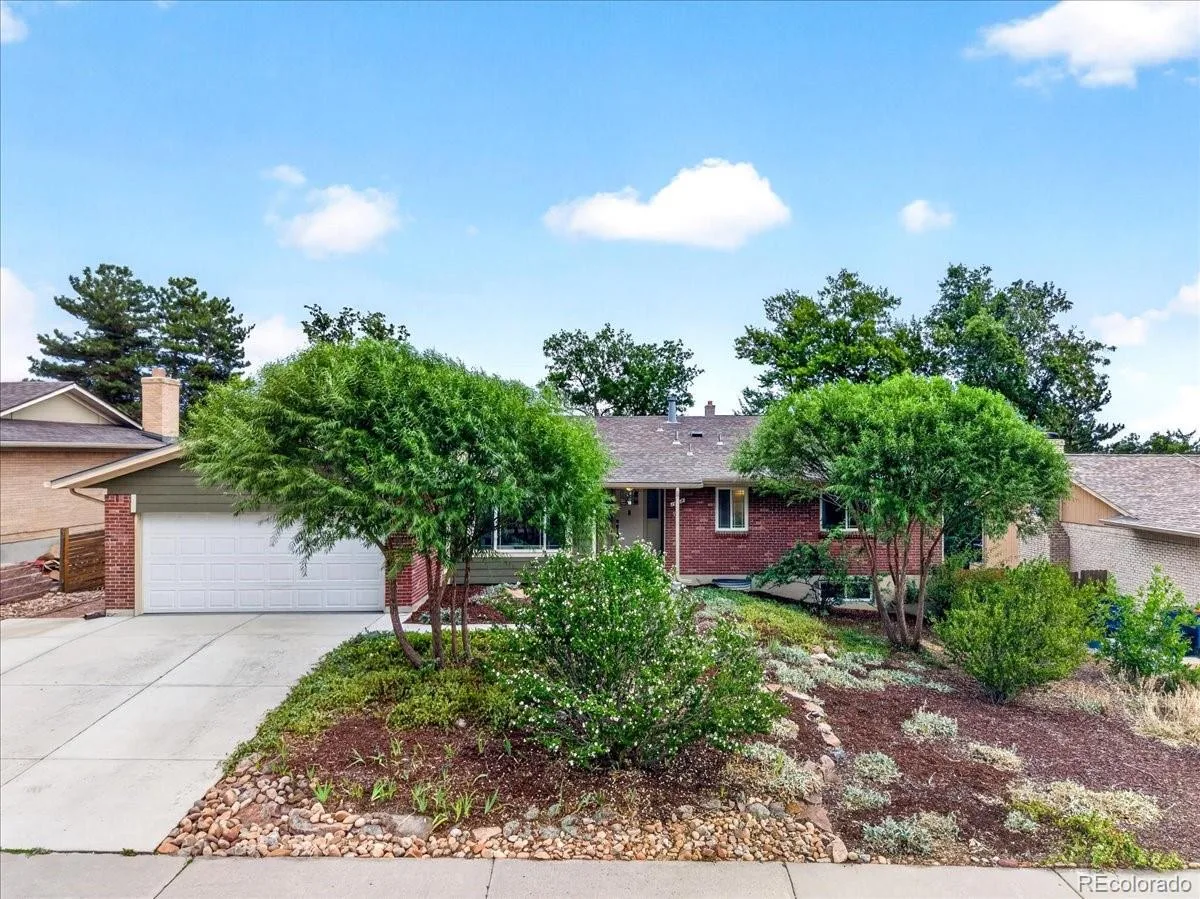 1868 S Alkire Court Lakewood CO 80228 | MLS #REC7070396 08252026204724 1200 42