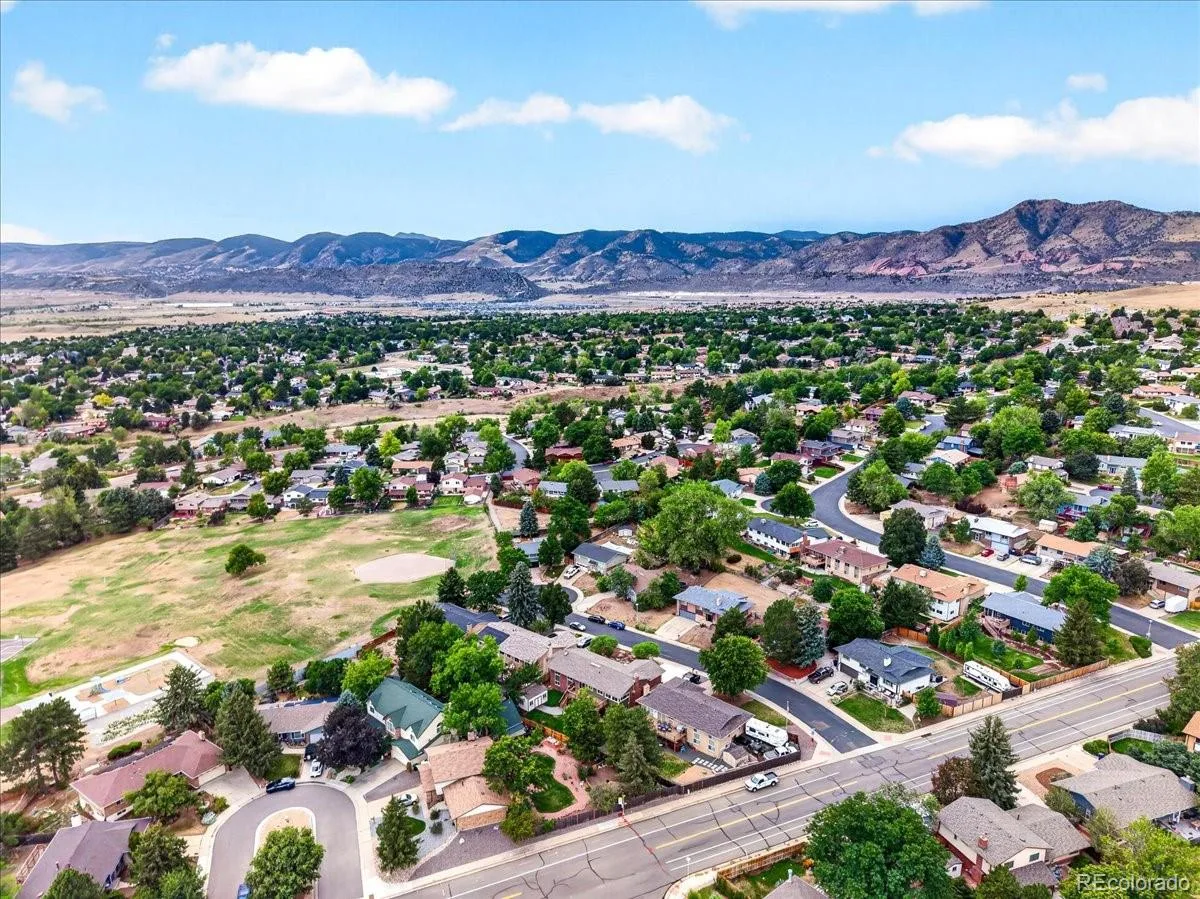 1868 S Alkire Court Lakewood CO 80228 | MLS #REC7070396 08252026204724 1200 46