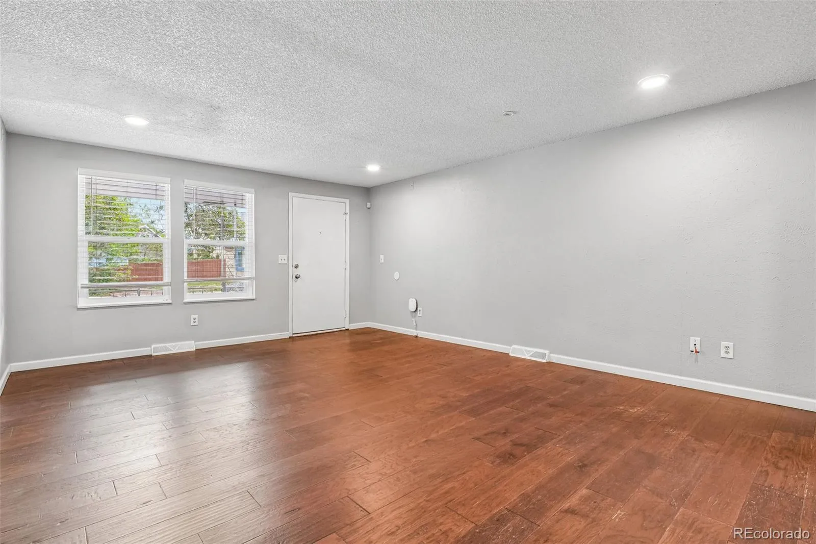 9339 W 76th Avenue Arvada CO 80005 MLS #REC7070464 05222026000200 1600 12