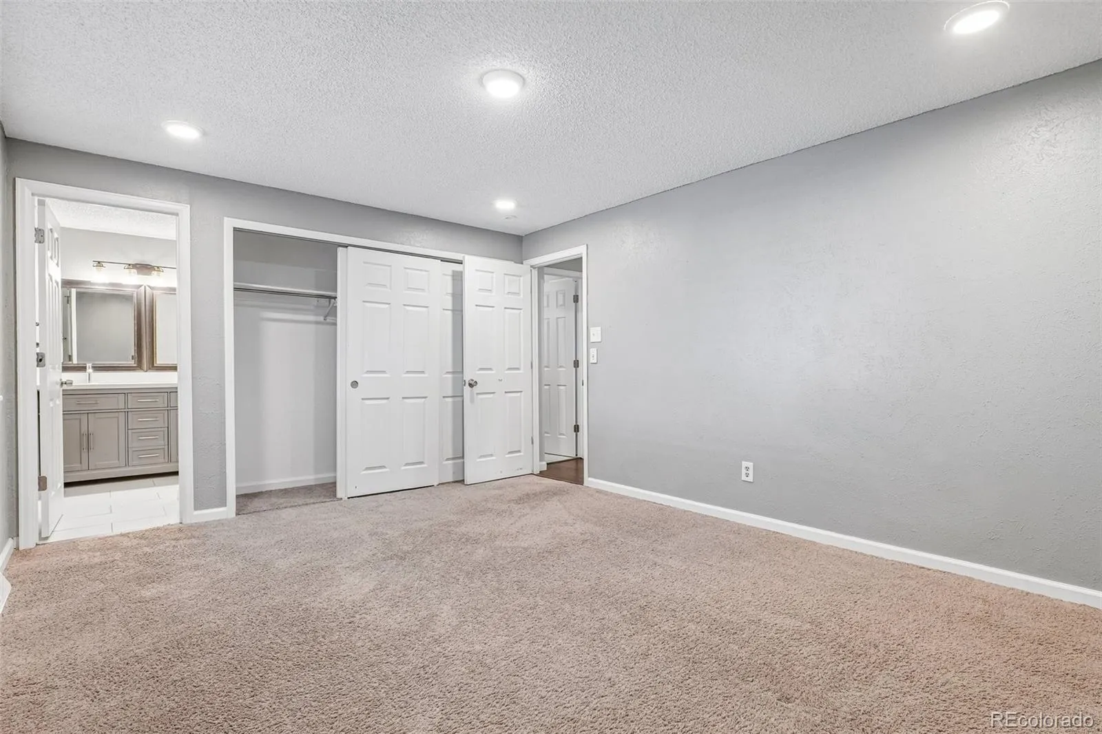 9339 W 76th Avenue Arvada CO 80005 MLS #REC7070464 05222026000200 1600 19