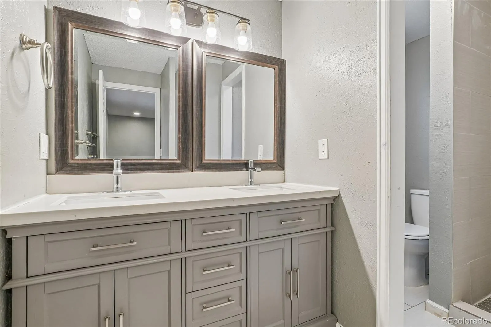 9339 W 76th Avenue Arvada CO 80005 MLS #REC7070464 05222026000200 1600 20