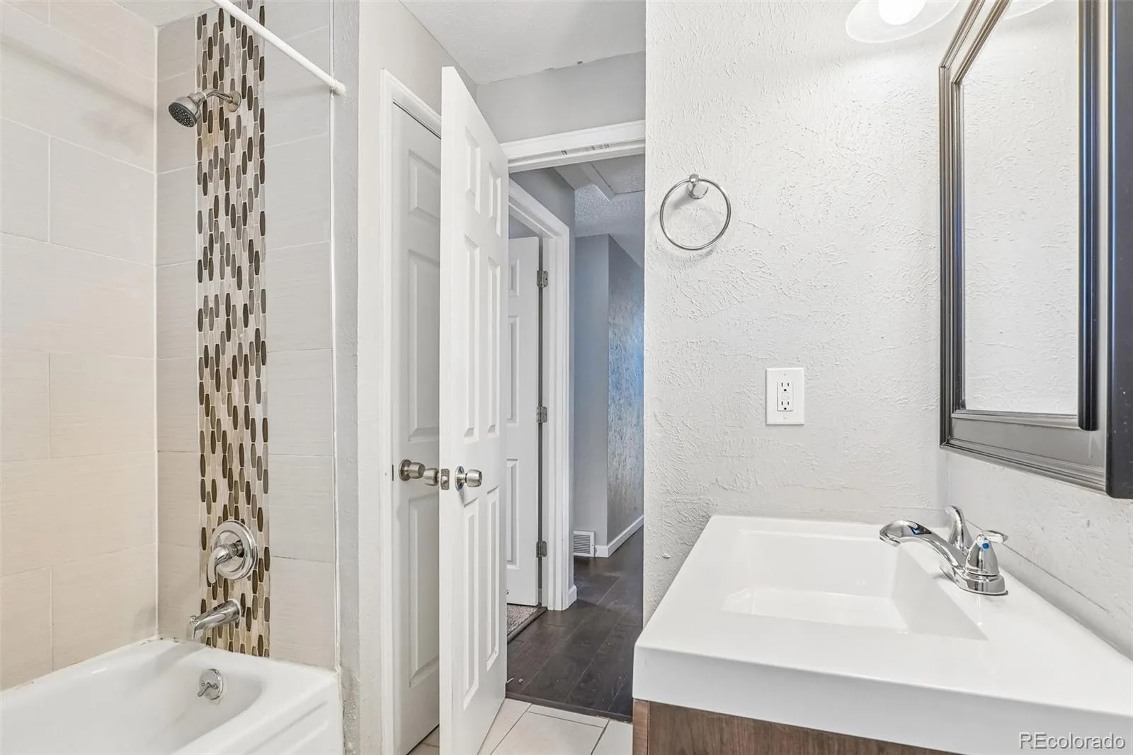 9339 W 76th Avenue Arvada CO 80005 MLS #REC7070464 05222026000200 1600 24