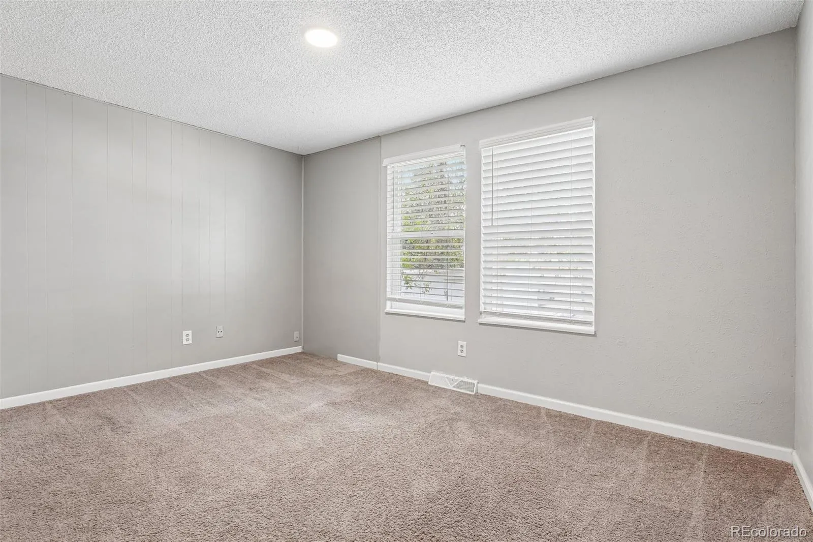 9339 W 76th Avenue Arvada CO 80005 MLS #REC7070464 05222026000200 1600 25