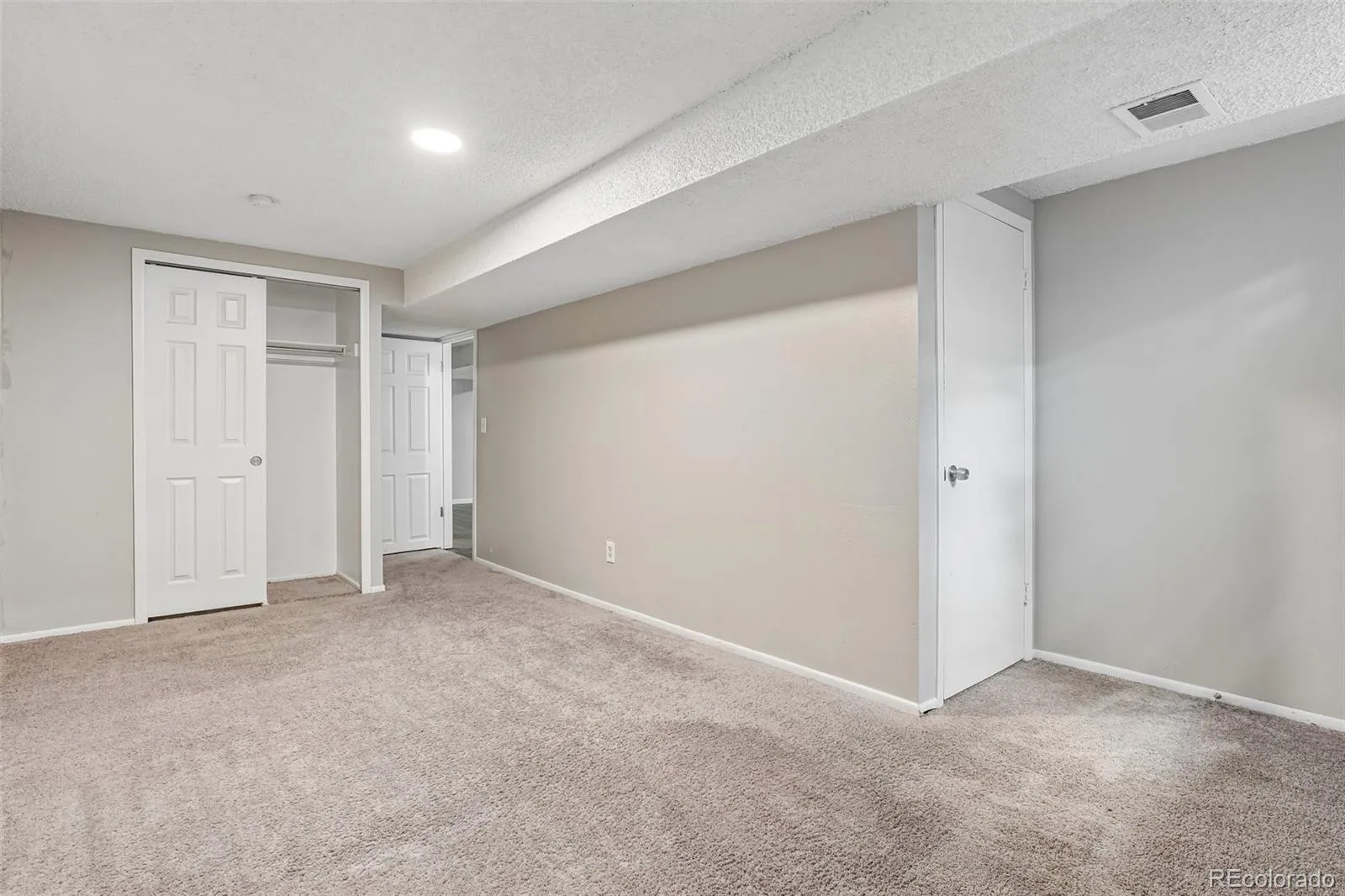 9339 W 76th Avenue Arvada CO 80005 MLS #REC7070464 05222026000200 1600 39