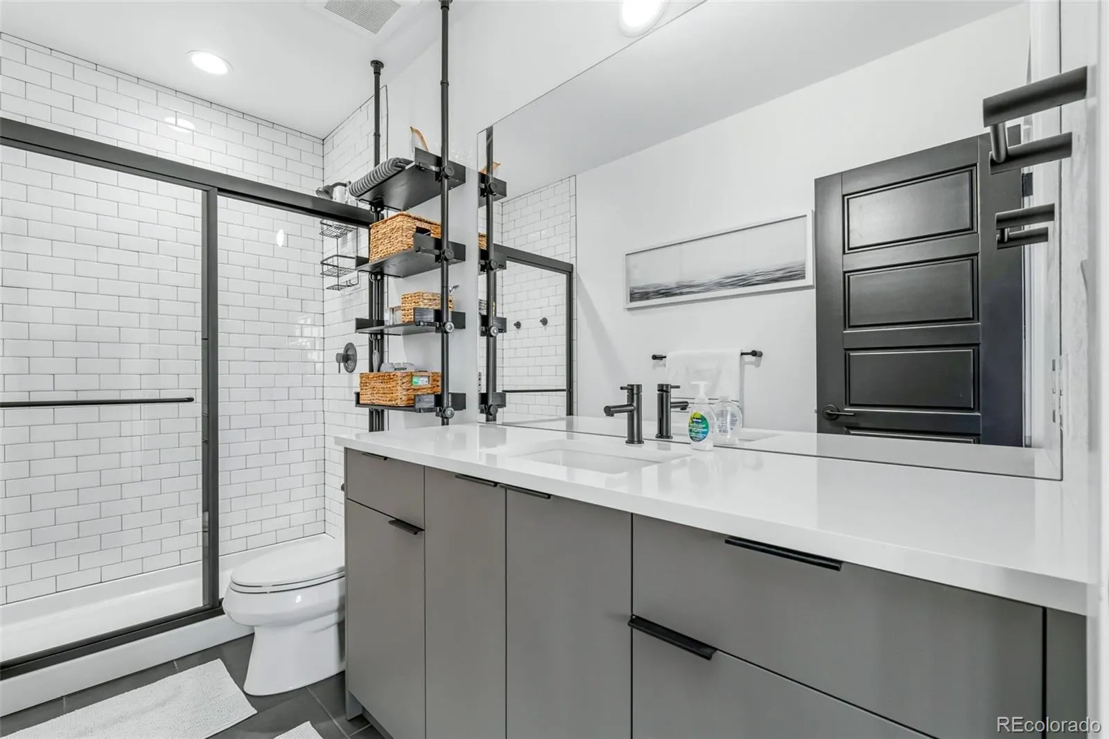 6306 N Elmira Court Denver CO 80238 | MLS #REC7074331 05122026135116 1600 33