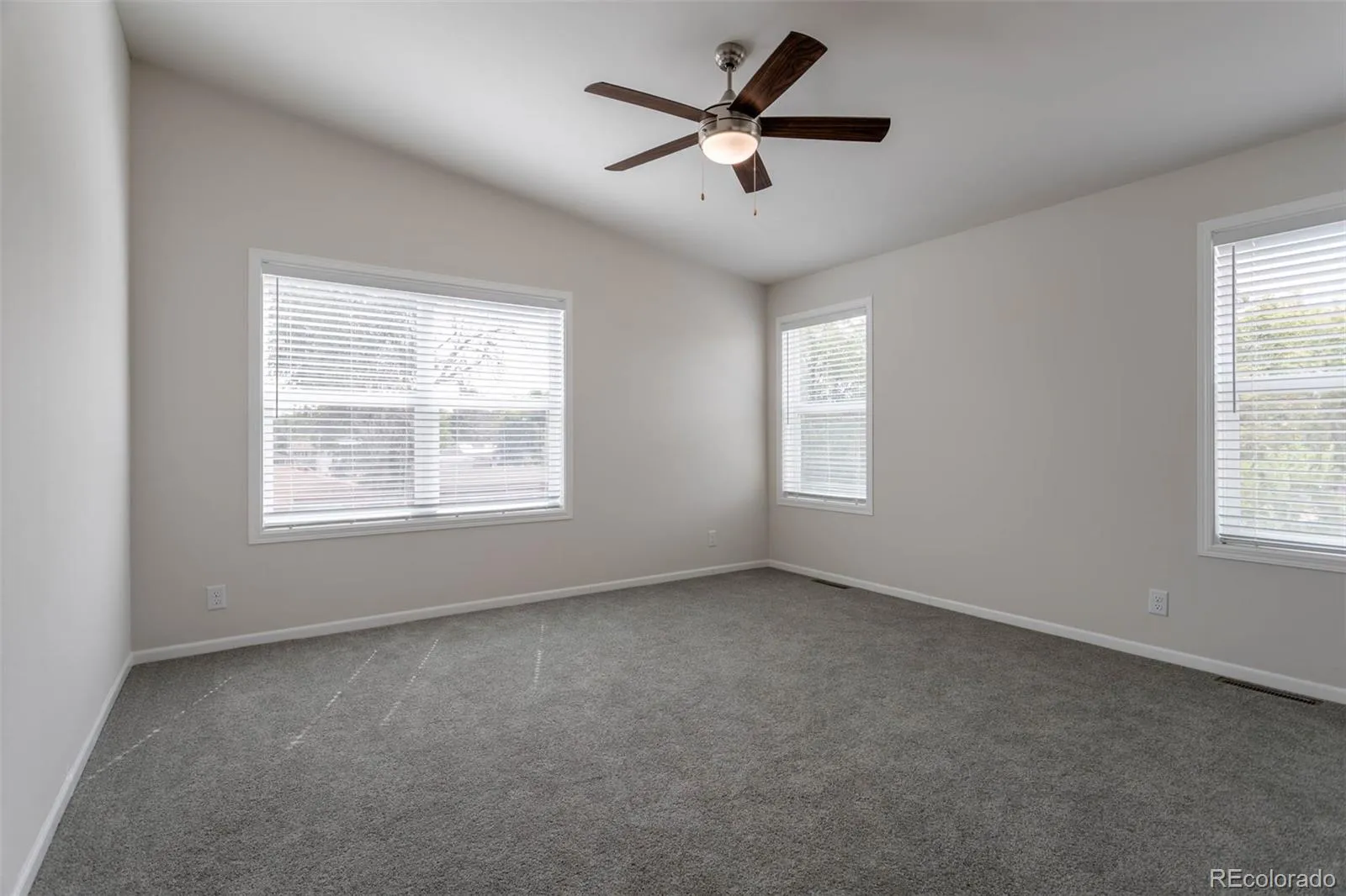 2378 N Emporia Street Aurora CO 80010 | MLS #REC7075161 04222026191933 1600 10
