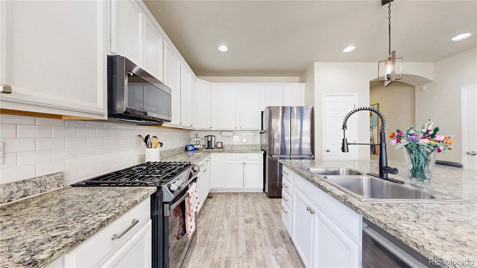 18189 W 85th Drive Arvada CO 80007 MLS #REC7078364 07102026181354 1600 11