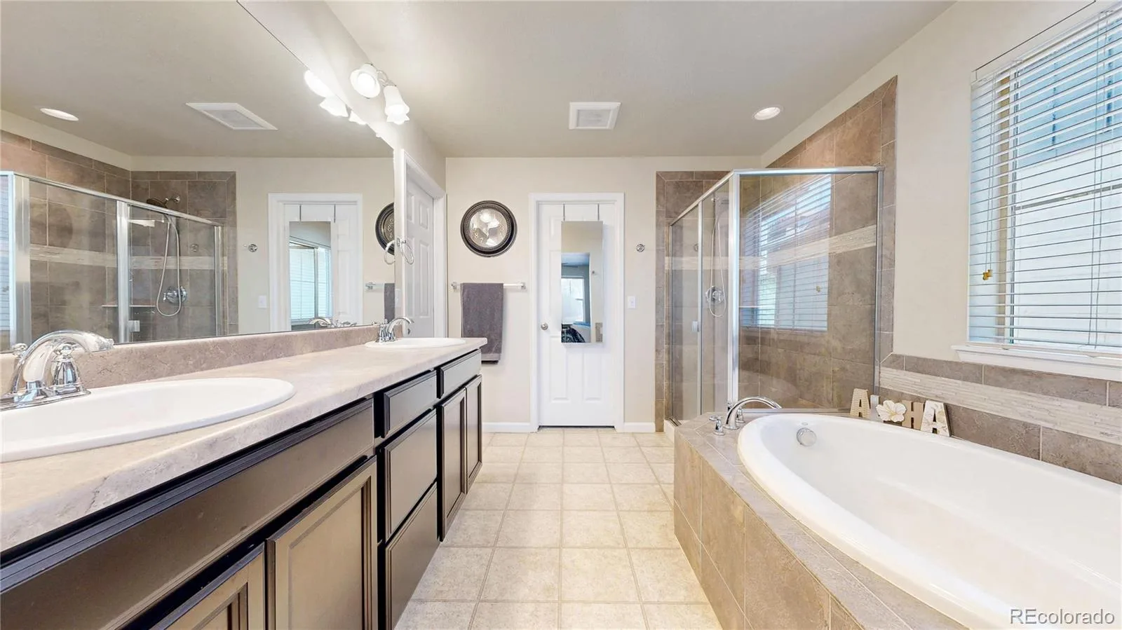 18189 W 85th Drive Arvada CO 80007 MLS #REC7078364 07102026181354 1600 40