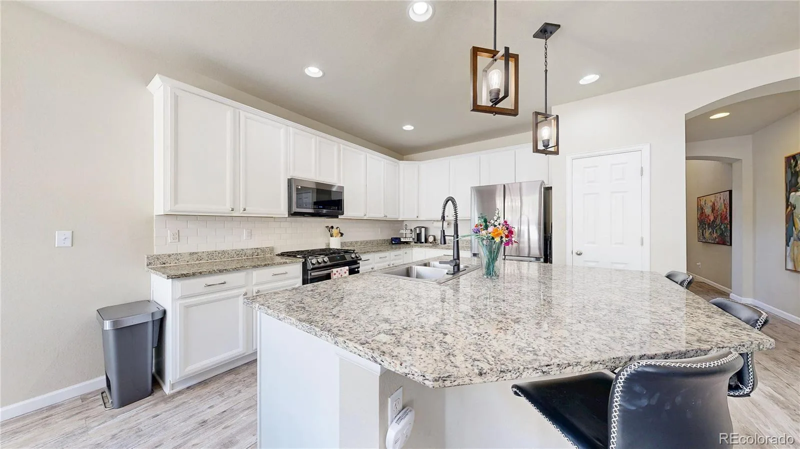 18189 W 85th Drive Arvada CO 80007 MLS #REC7078364 07102026181354 1600 8