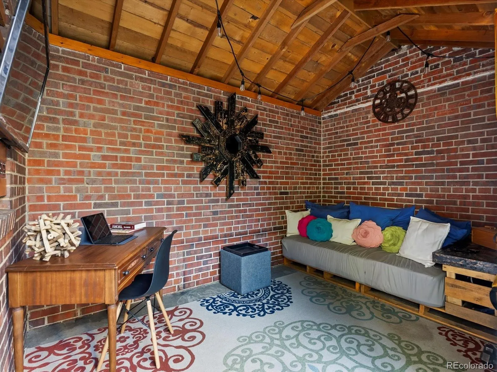 04172026035523 1600 38