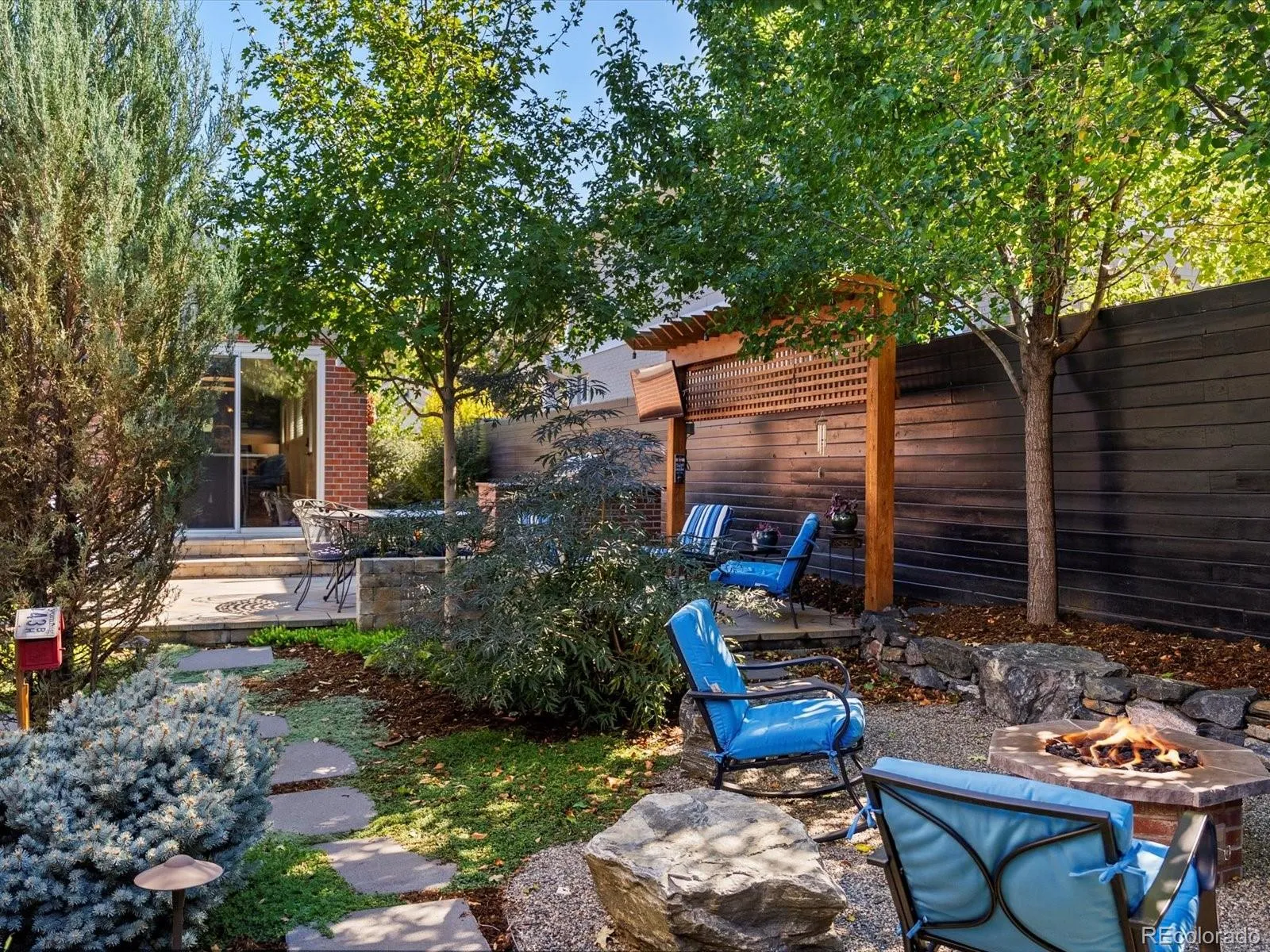 04172026035523 1600 40