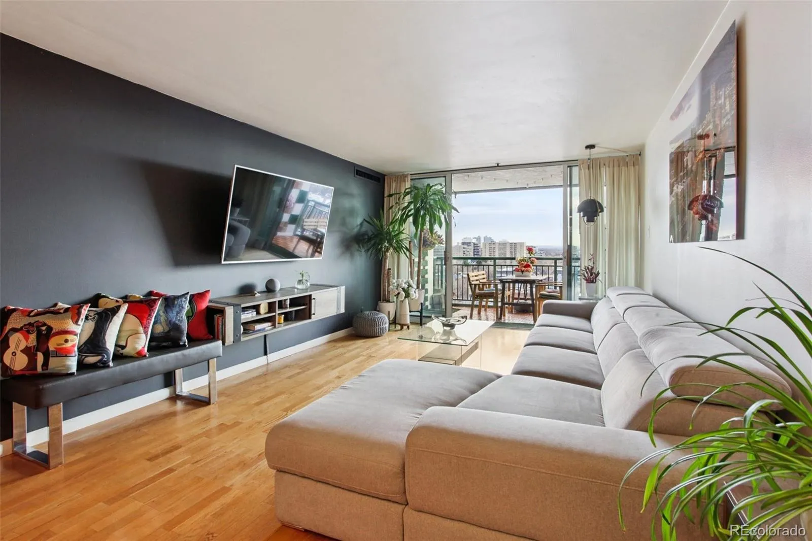 04082026165422 1600 12