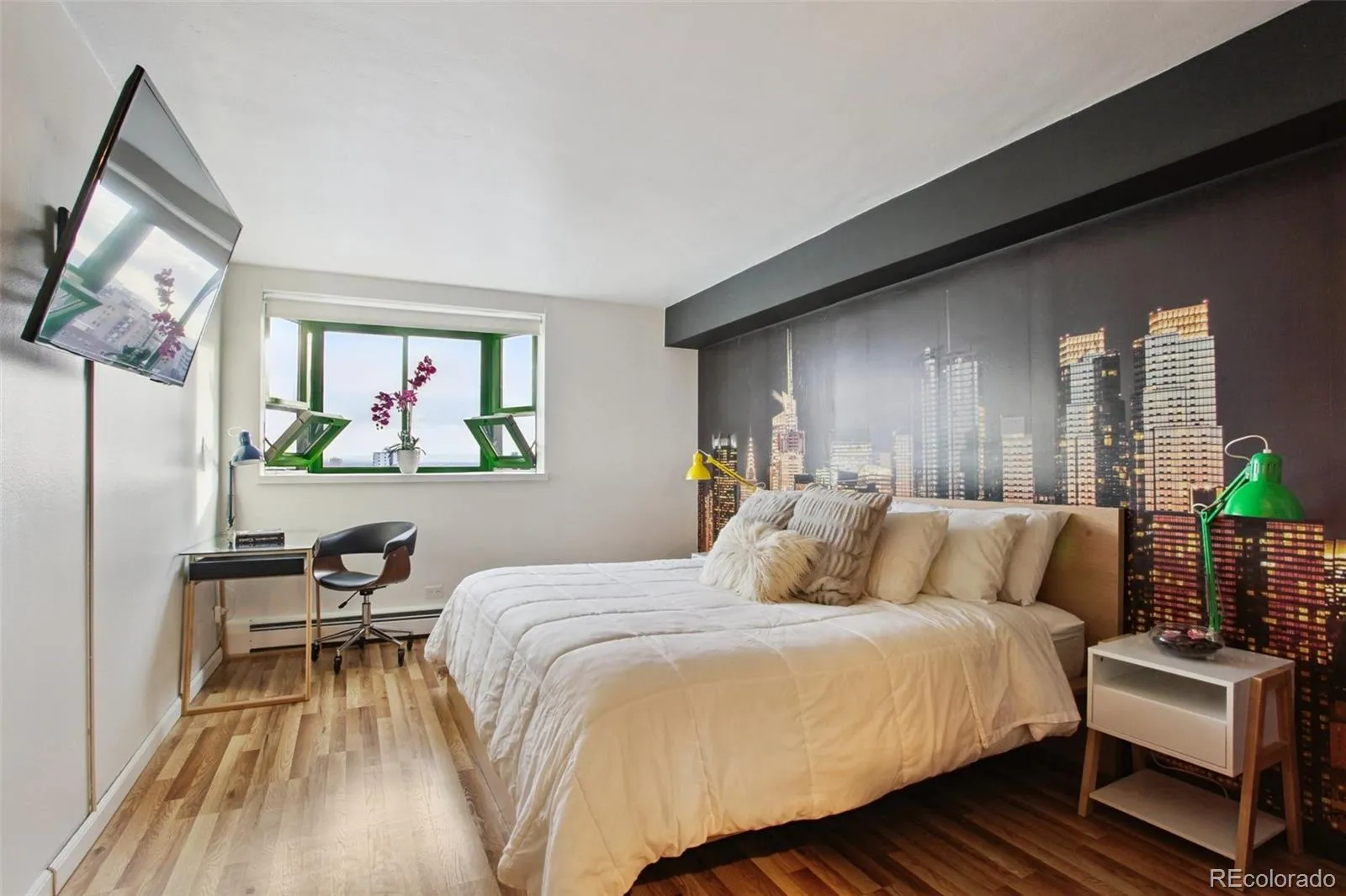 04082026165422 1600 18