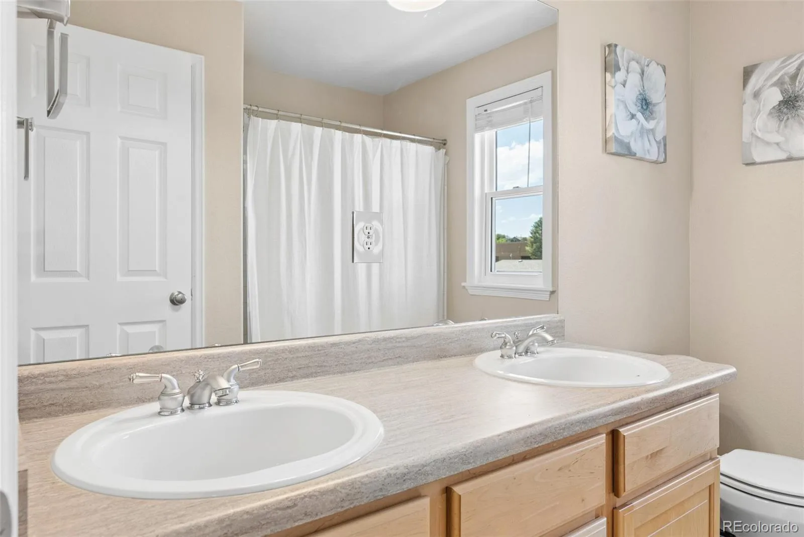 11774 Pine Hill Street Parker CO 80138 | MLS #REC7082827 07302026221540 1600 20