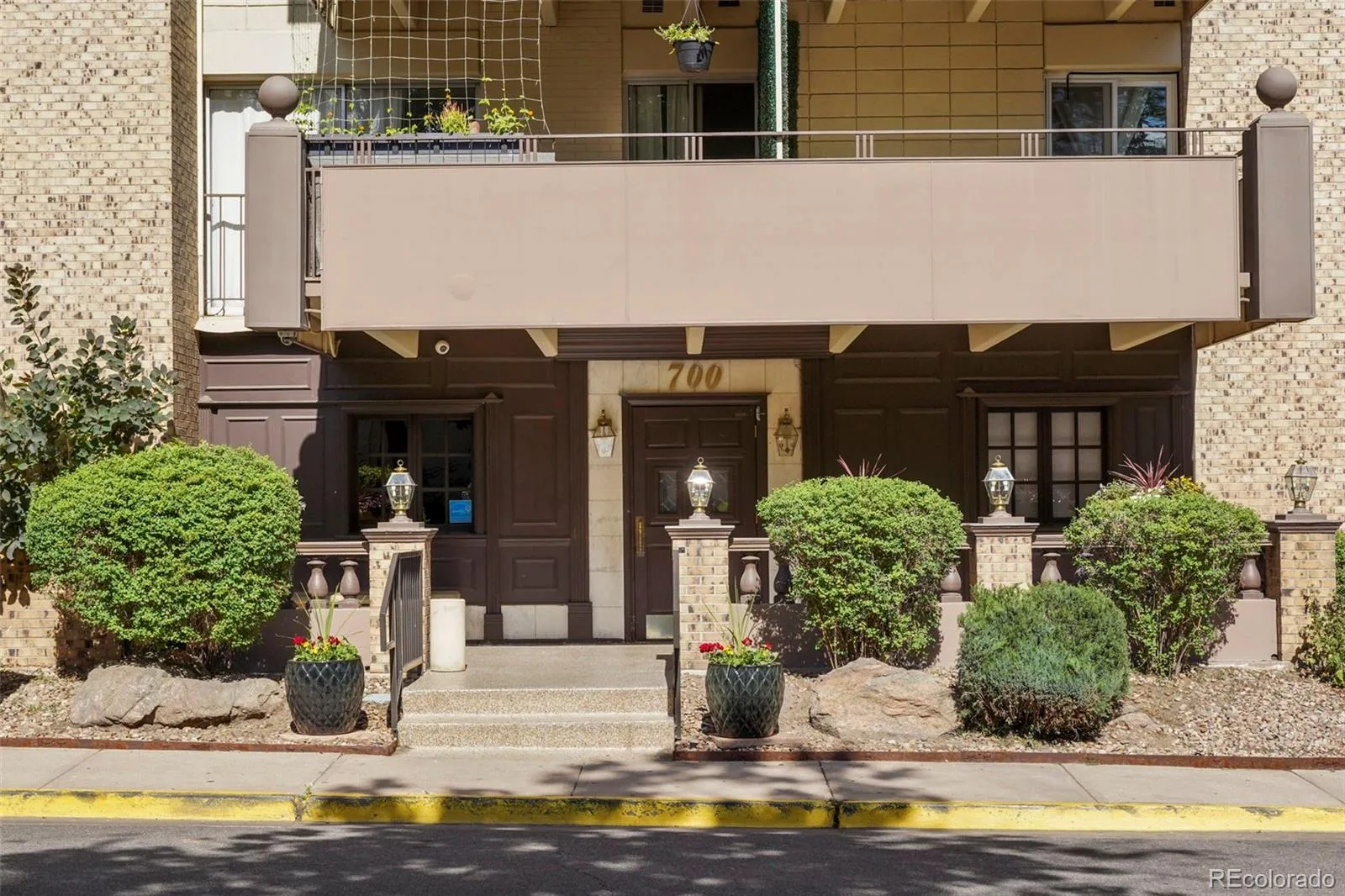 700 N Washington Street #205 Denver CO 80203 MLS #REC7084003 06192026040656 1600 21