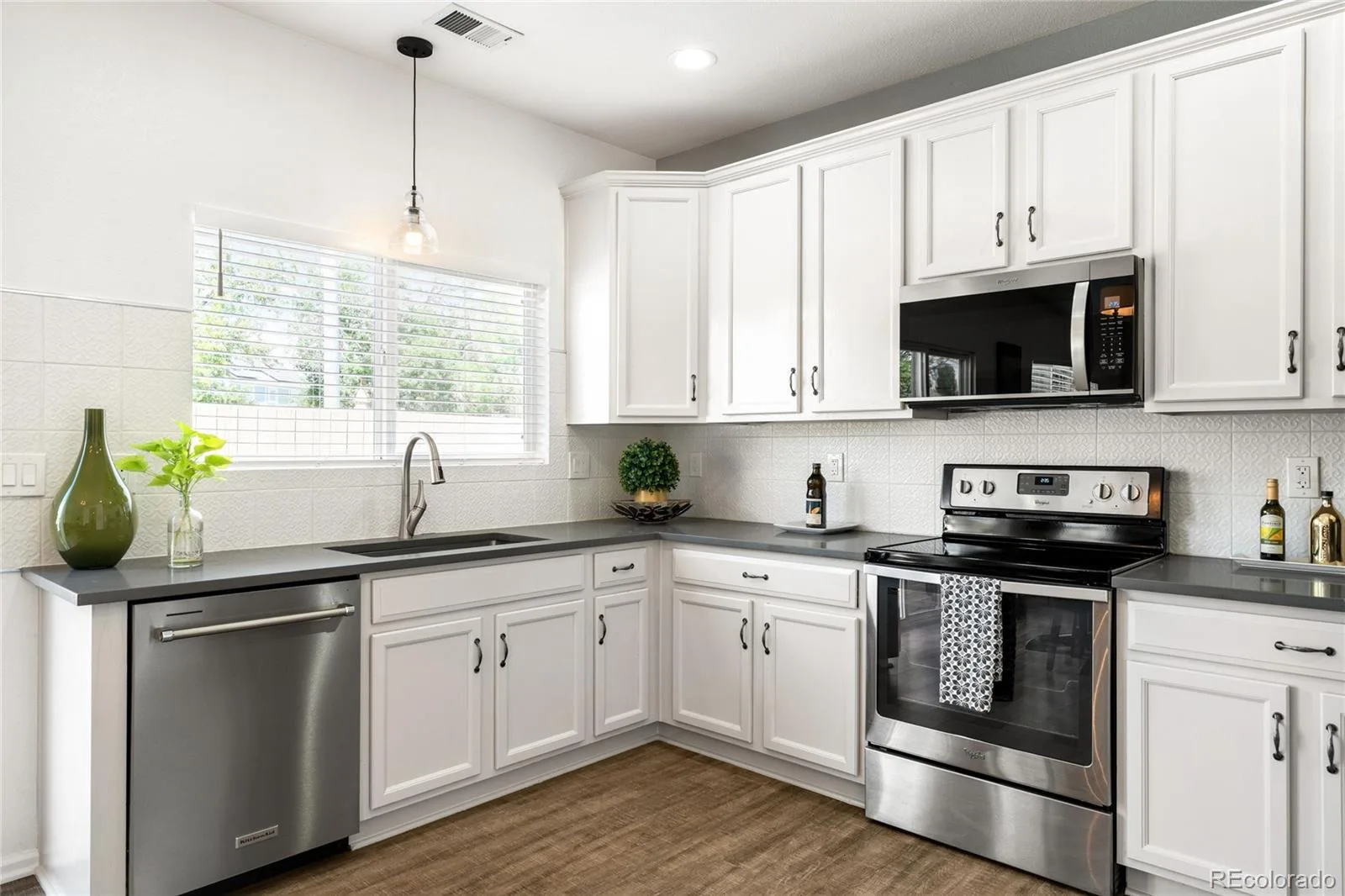 2527 E 127th Court Thornton CO 80241 | MLS #REC7084600 08262026141824 1600 15