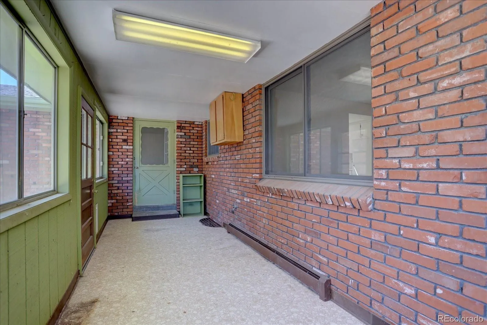 04212026194027 1600 30