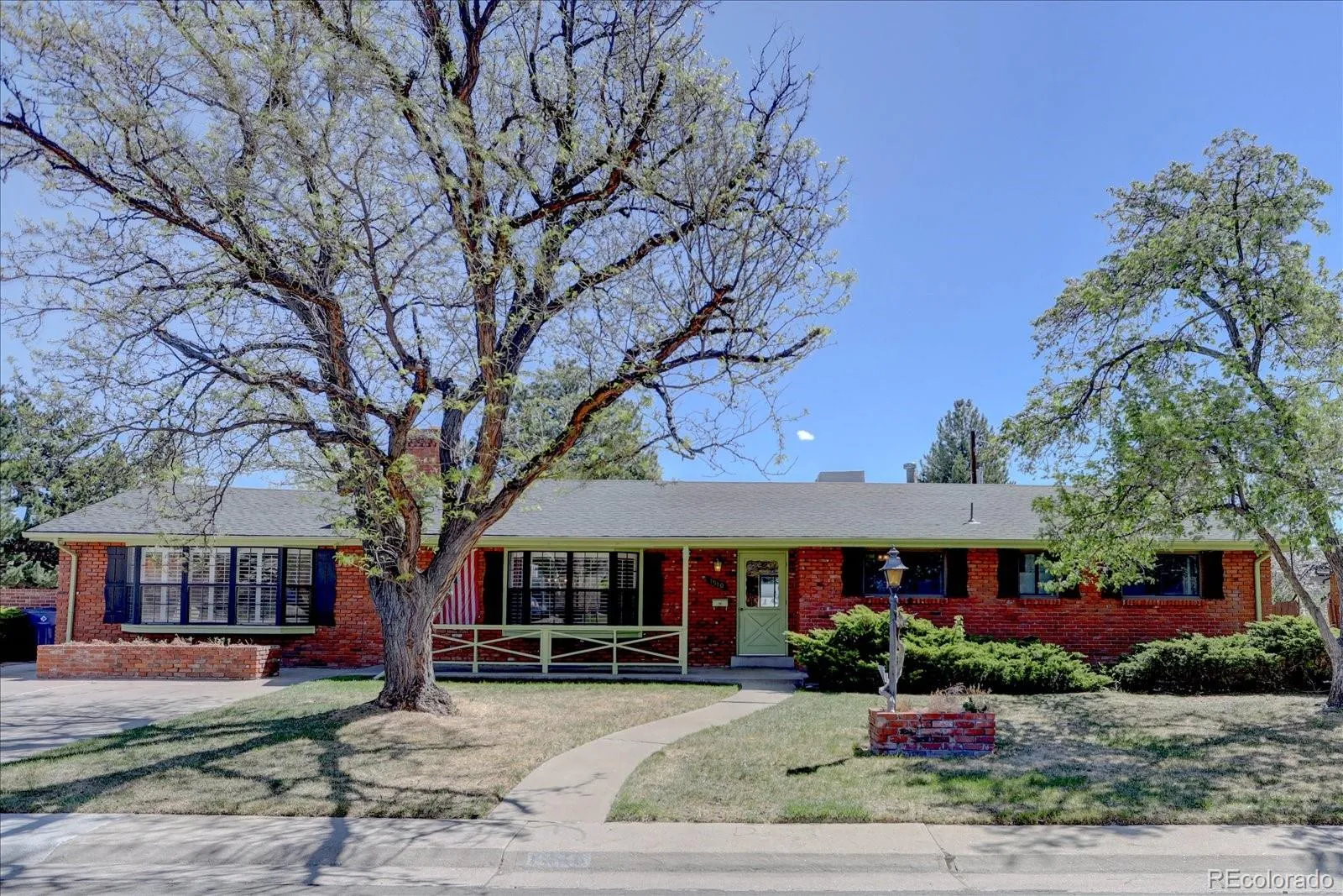 04212026194027 1600 34