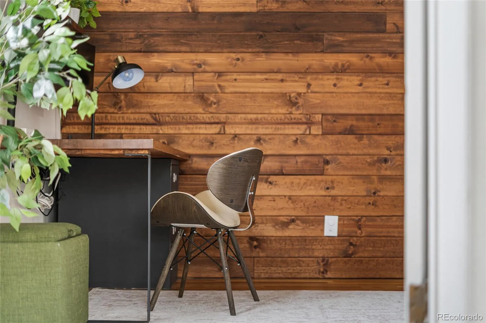 04152026180000 1600 20