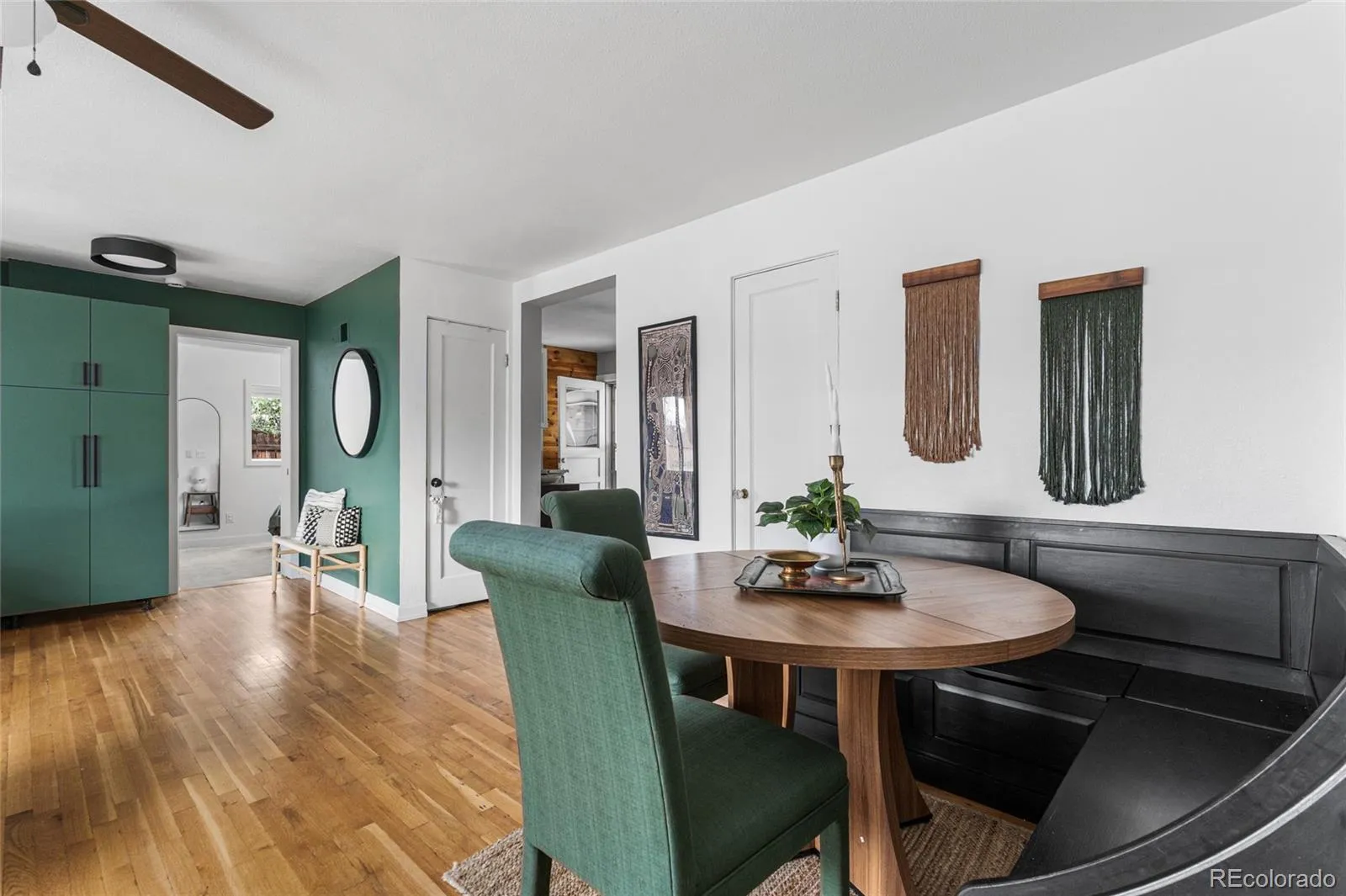 04152026180000 1600 7