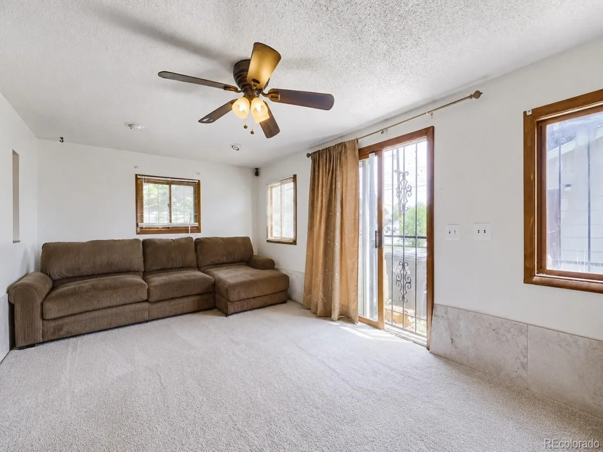 3290 Ivy Street Denver CO 80207 MLS #REC7088363 06302026002537 1200 3