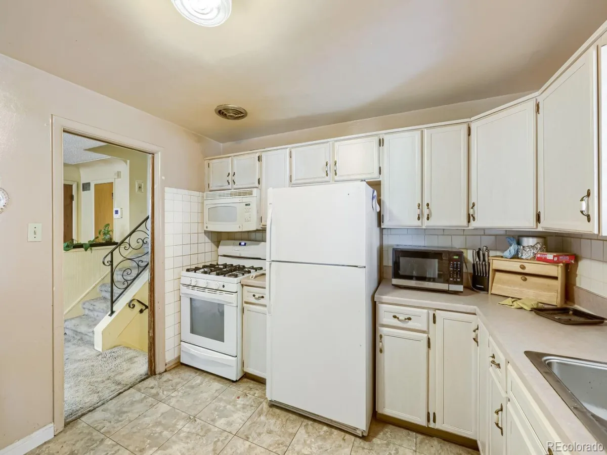 3290 Ivy Street Denver CO 80207 MLS #REC7088363 06302026002537 1200 4