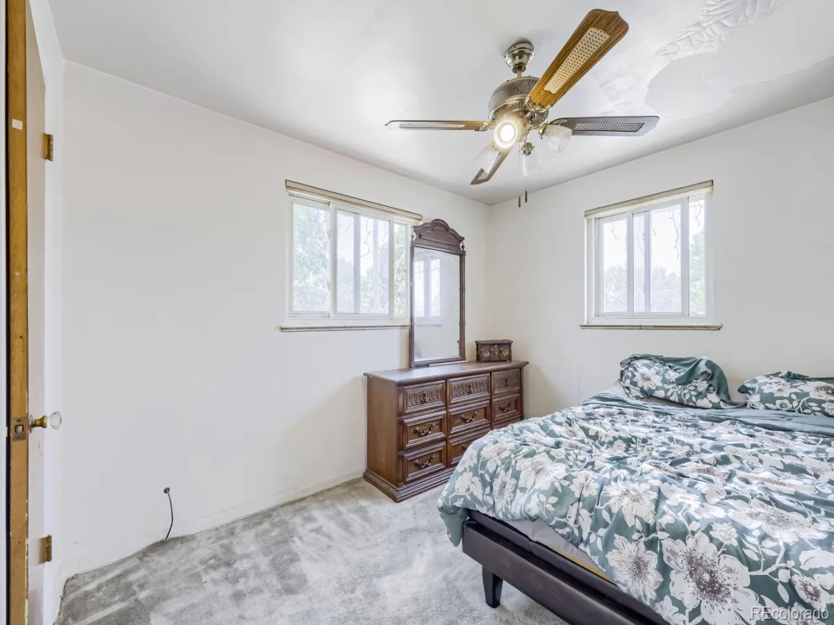 3290 Ivy Street Denver CO 80207 MLS #REC7088363 06302026002537 1200 5
