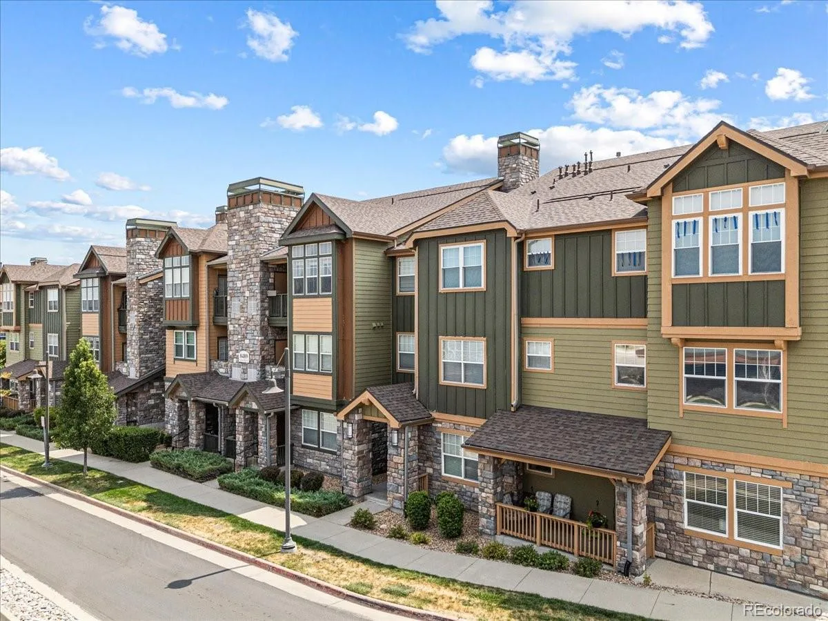 8489 Canyon Rim Circle #304 Englewood CO 80112 | MLS #REC7089051 08112026025339 1200 24