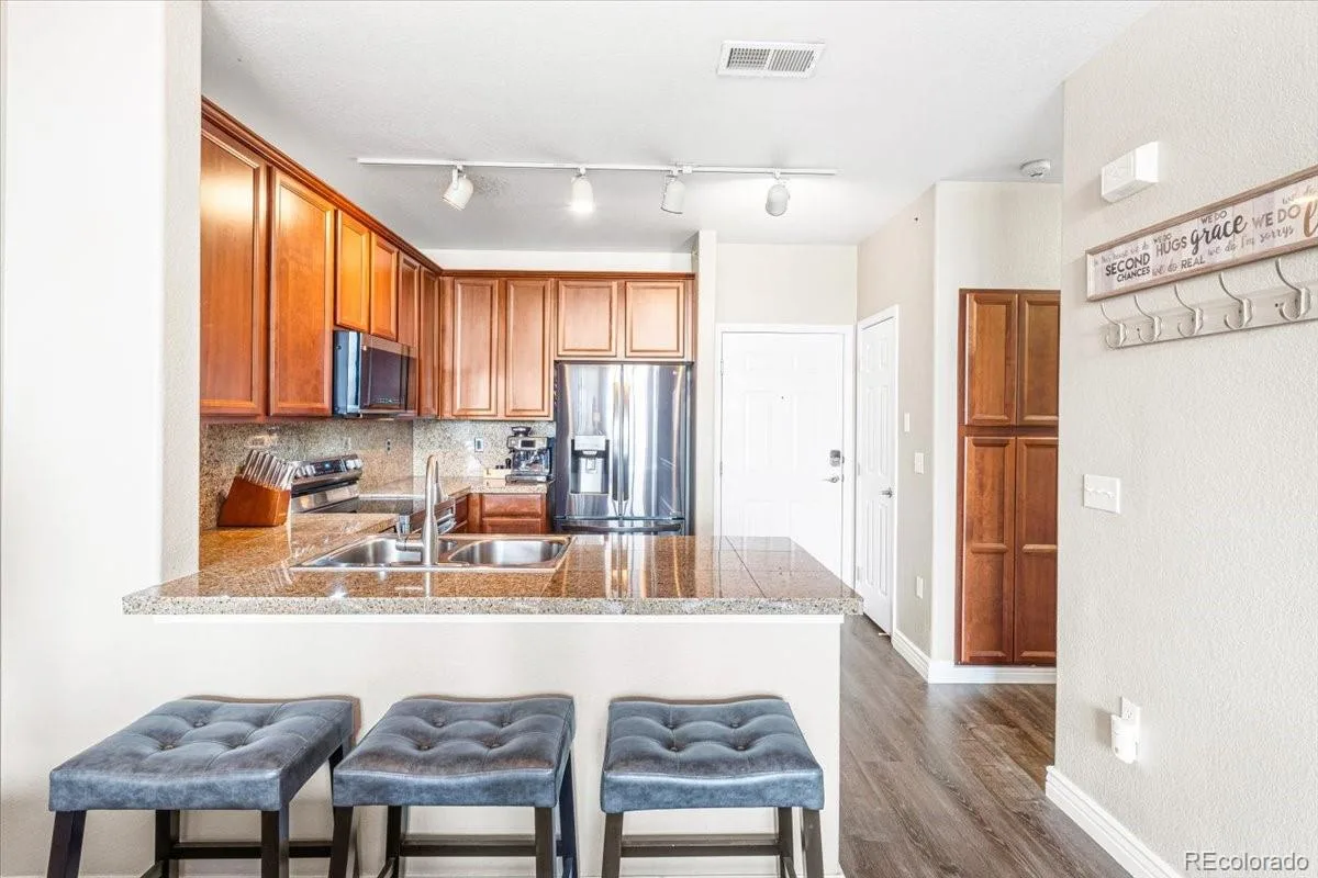 8489 Canyon Rim Circle #304 Englewood CO 80112 | MLS #REC7089051 08112026025339 1200 6