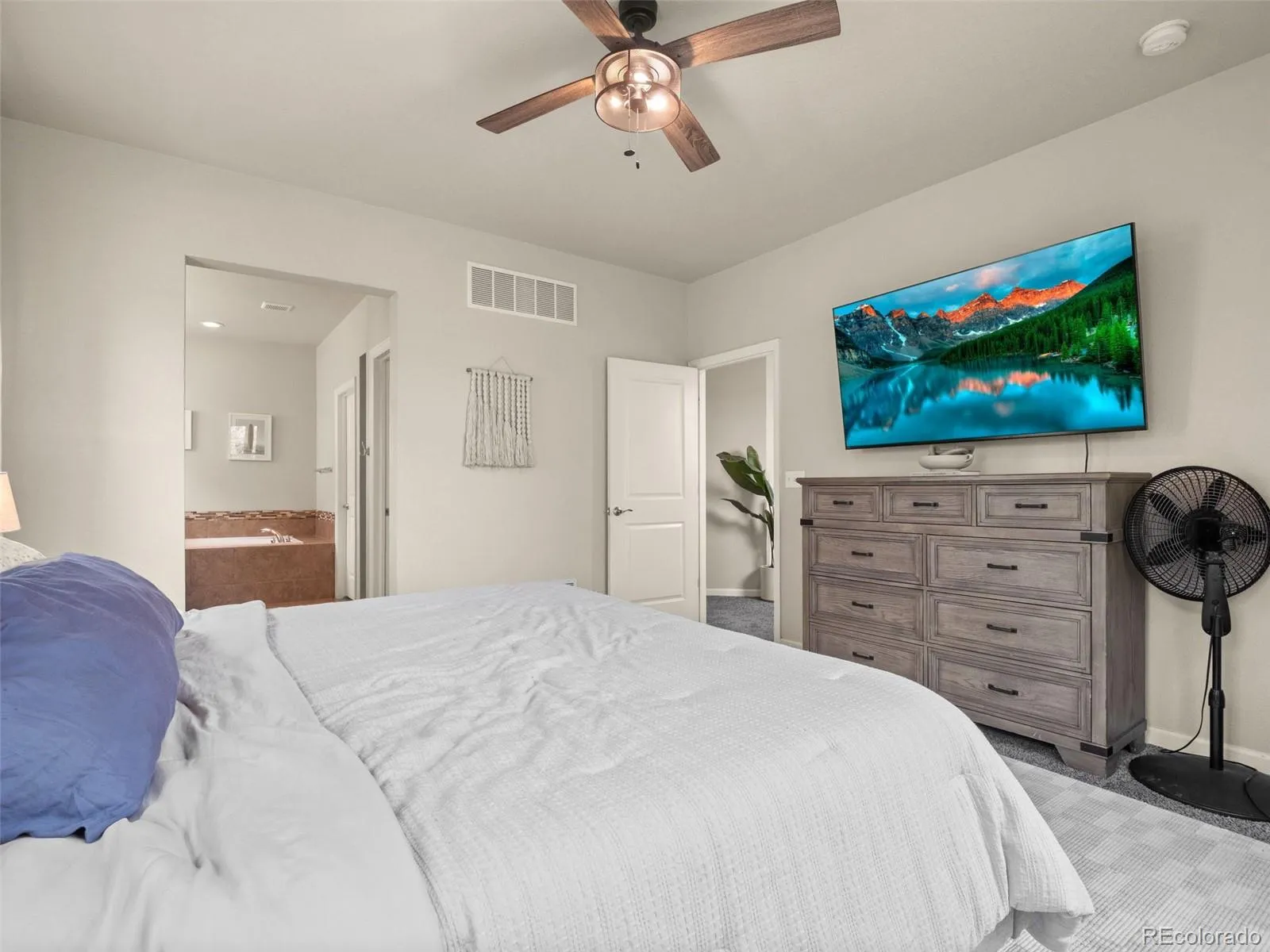 7312 Depew Street Arvada CO 80003 MLS #REC7089465 05012026152214 1600 16