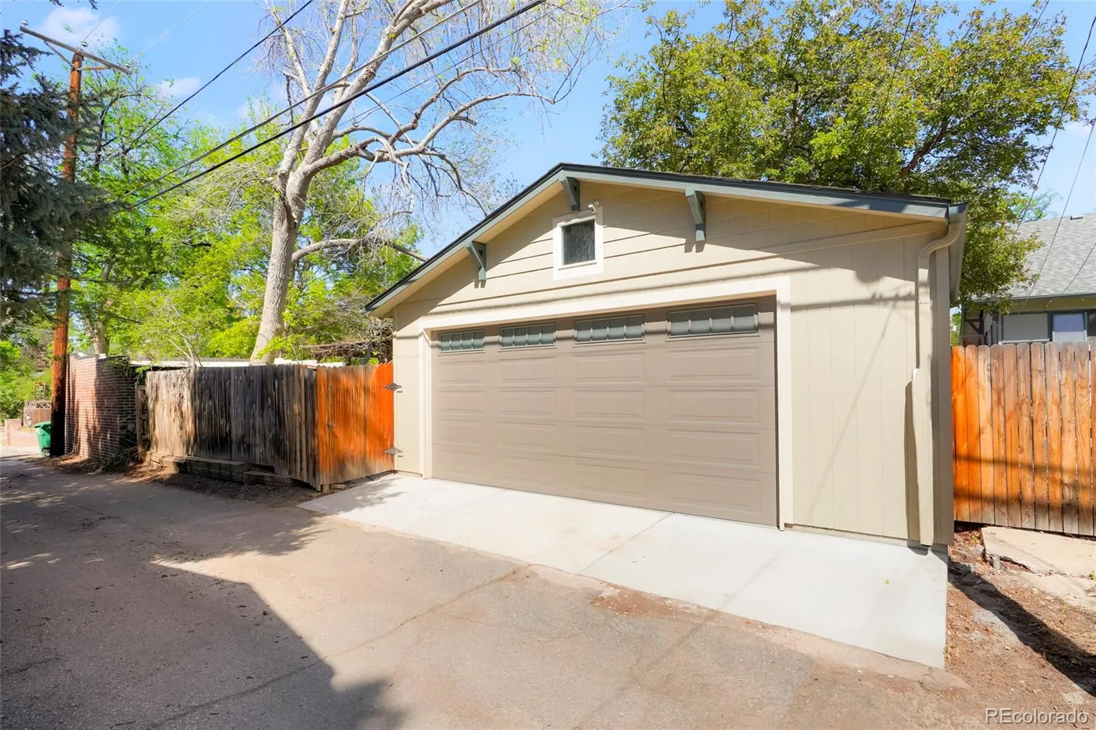 2379 Dahlia Street Denver CO 80207 MLS #REC7089884 05132026151019 1600 42