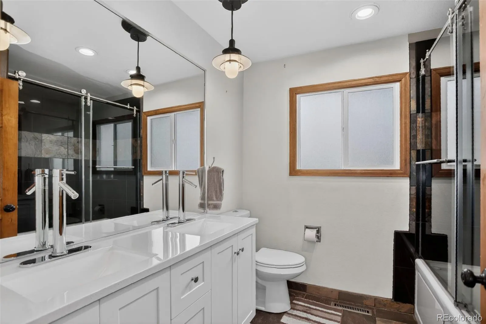 5452 S Zeno Street Centennial CO 80015 MLS #REC7089890 05022026053425 1600 30