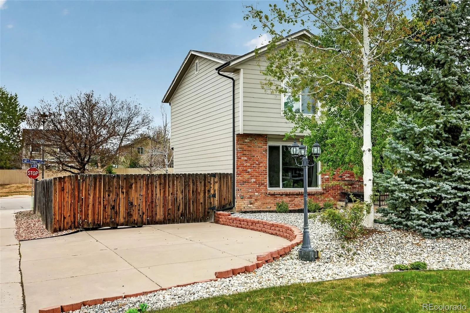 5452 S Zeno Street Centennial CO 80015 MLS #REC7089890 05022026053425 1600 44