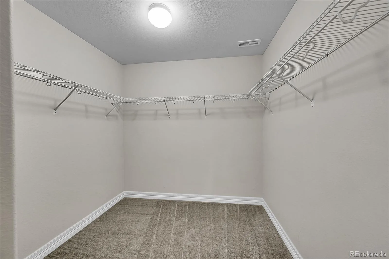 12762 Fisher Street Englewood CO 80112 MLS #REC7090026 06092026154812 1600 34